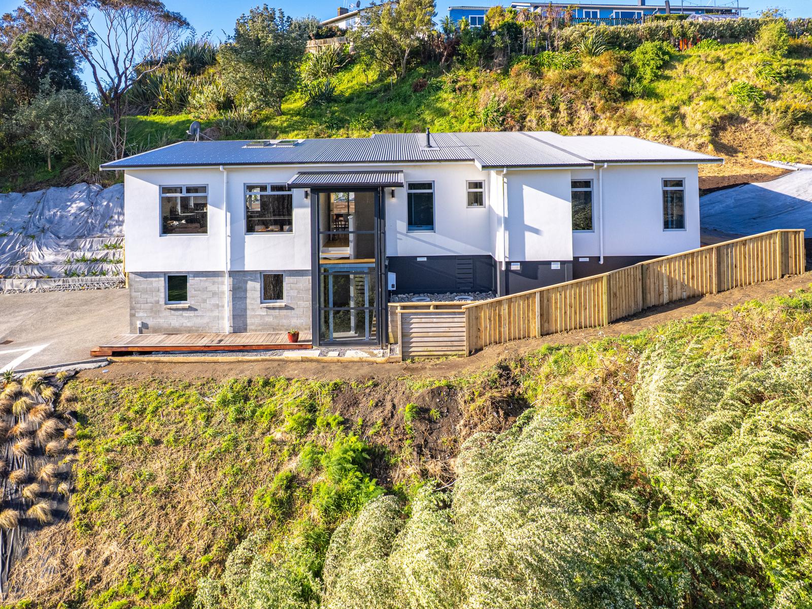 12A Montgomery Road, Otamatea