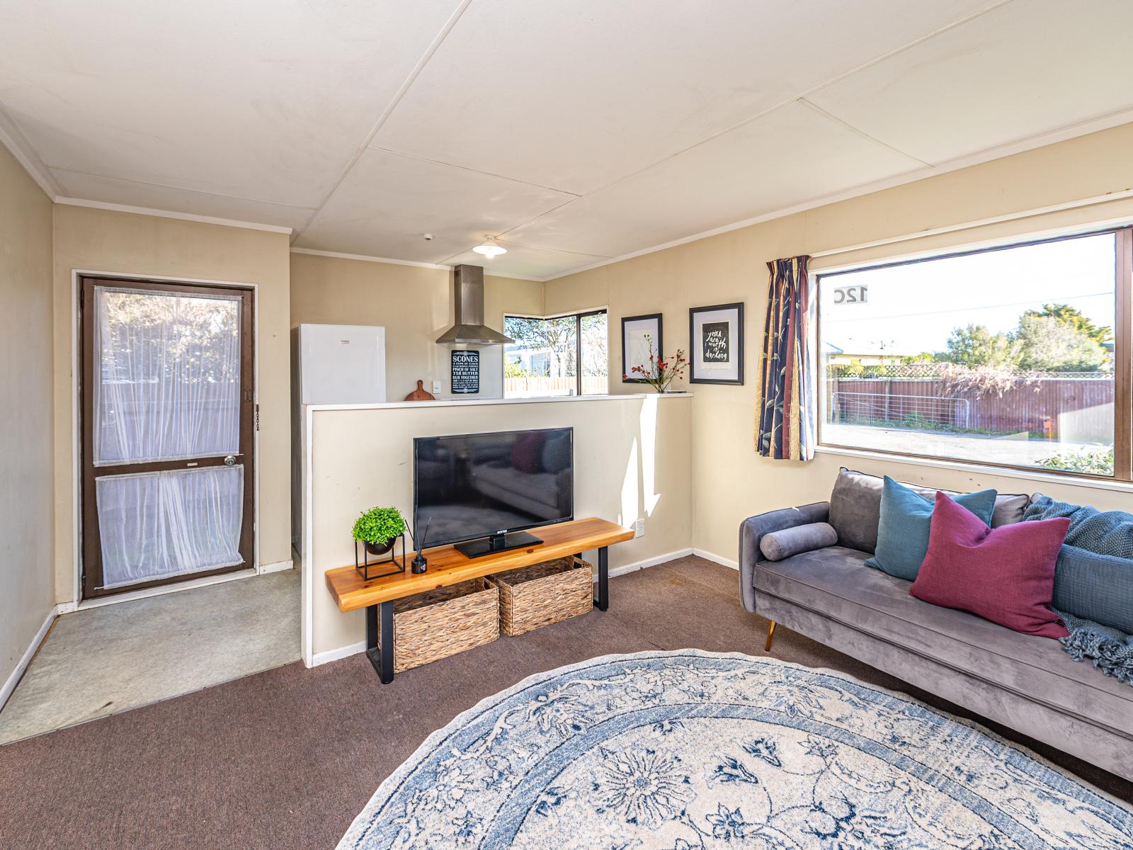 12C Cornwall Road, Springvale