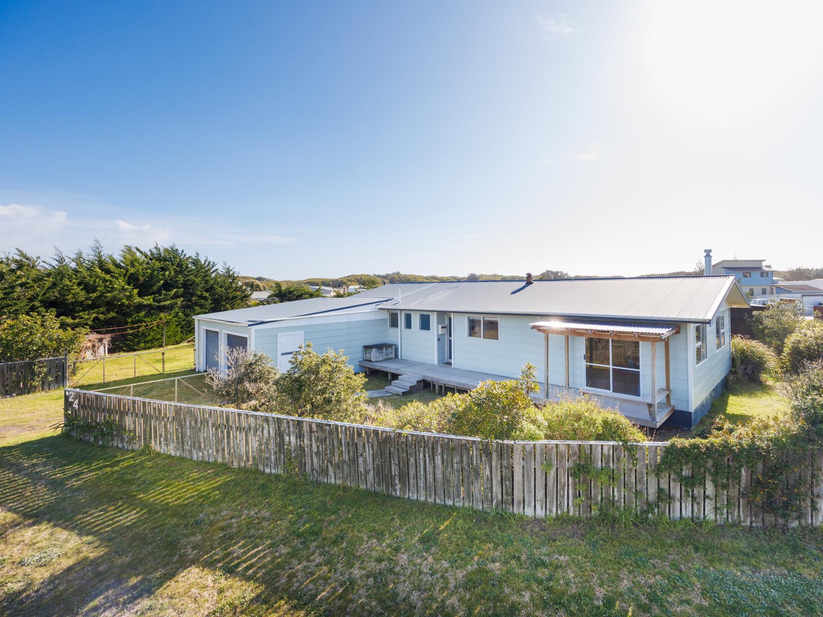 24 Te Kiri Street, Himatangi Beach