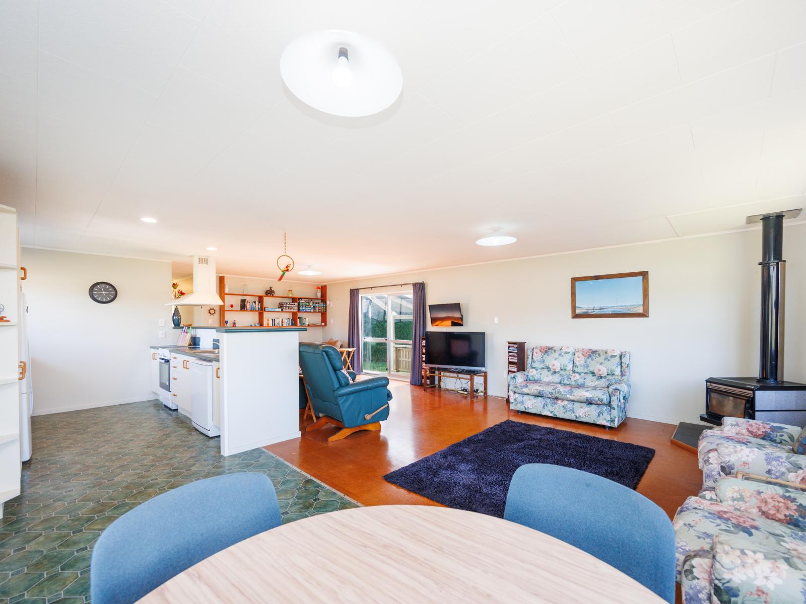 24 Te Kiri Street, Himatangi Beach