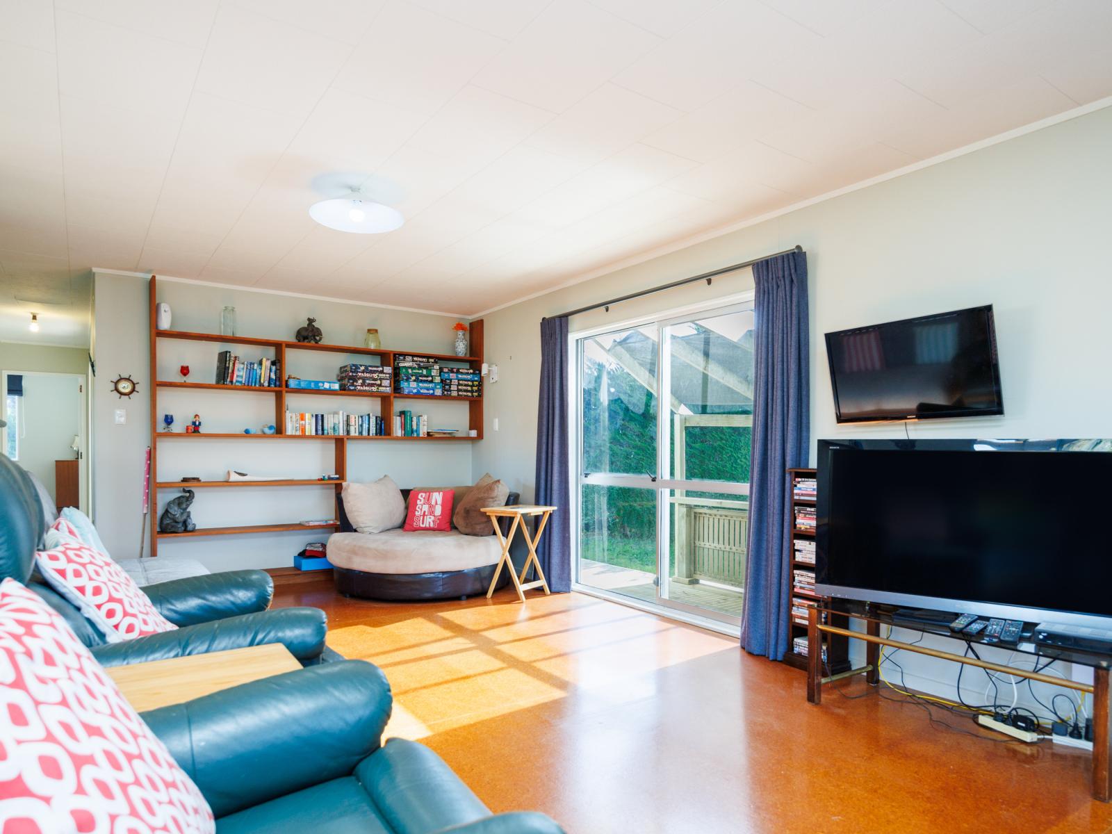 24 Te Kiri Street, Himatangi Beach