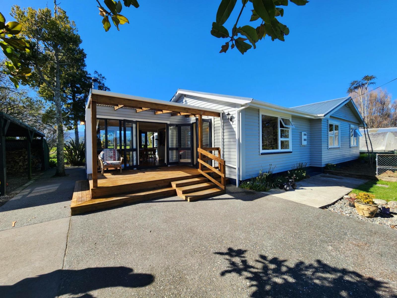 43 Victoria Road, Westport
