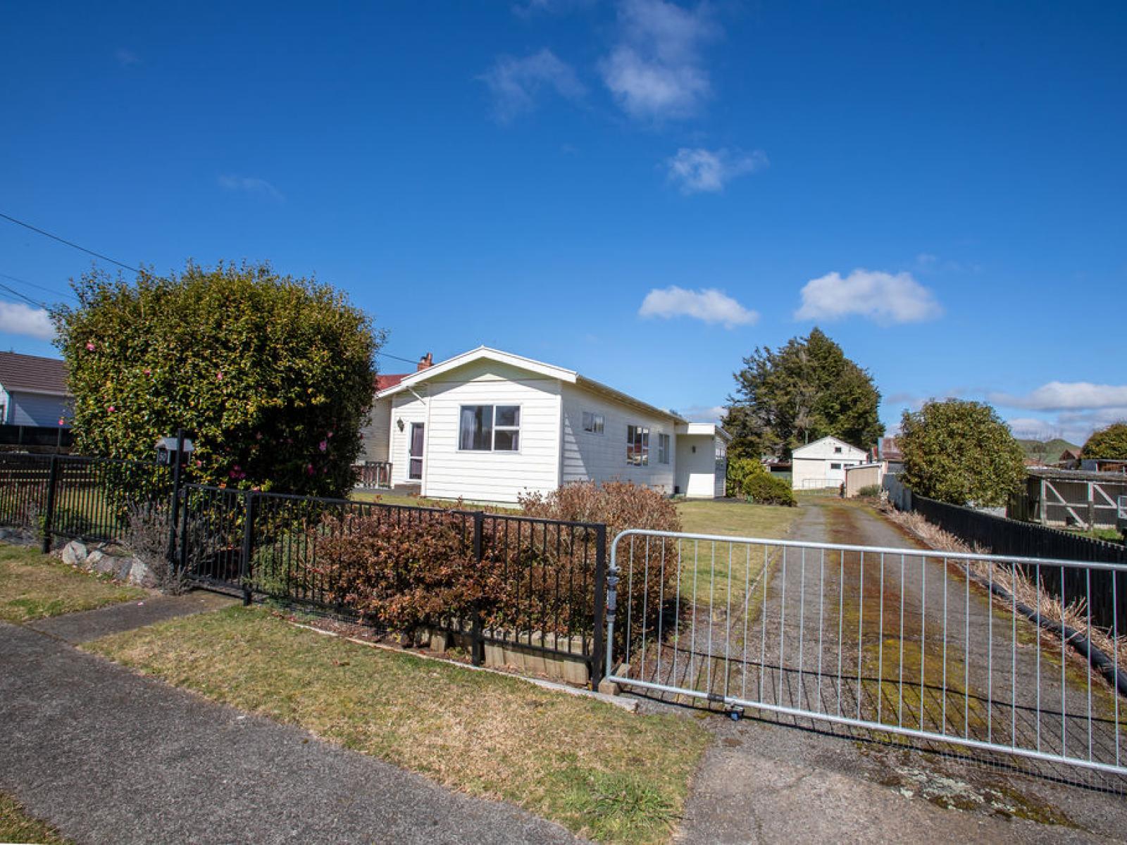 50 Pitt Street, Raetihi