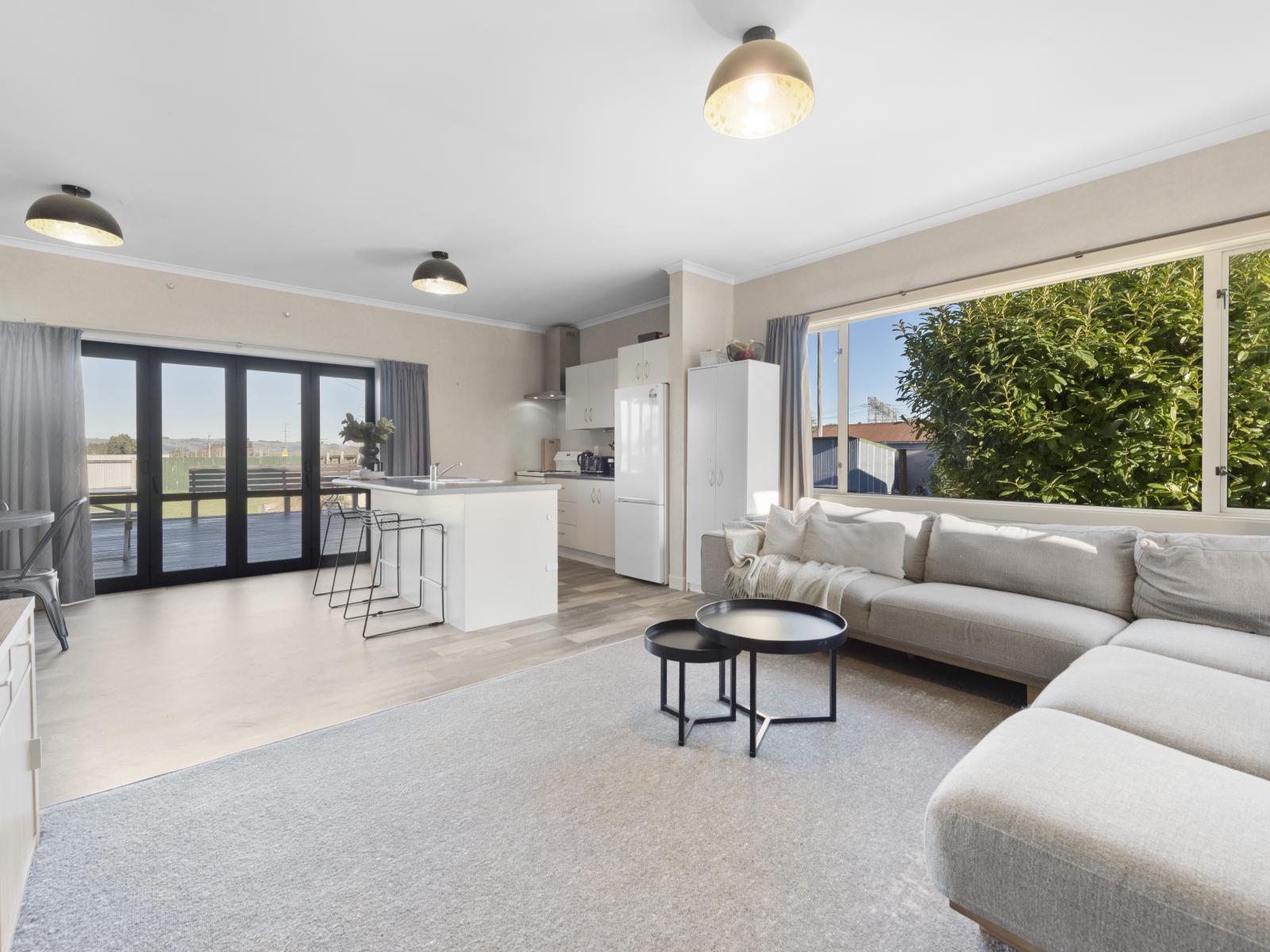 166 Charlton Road, Upper Charlton