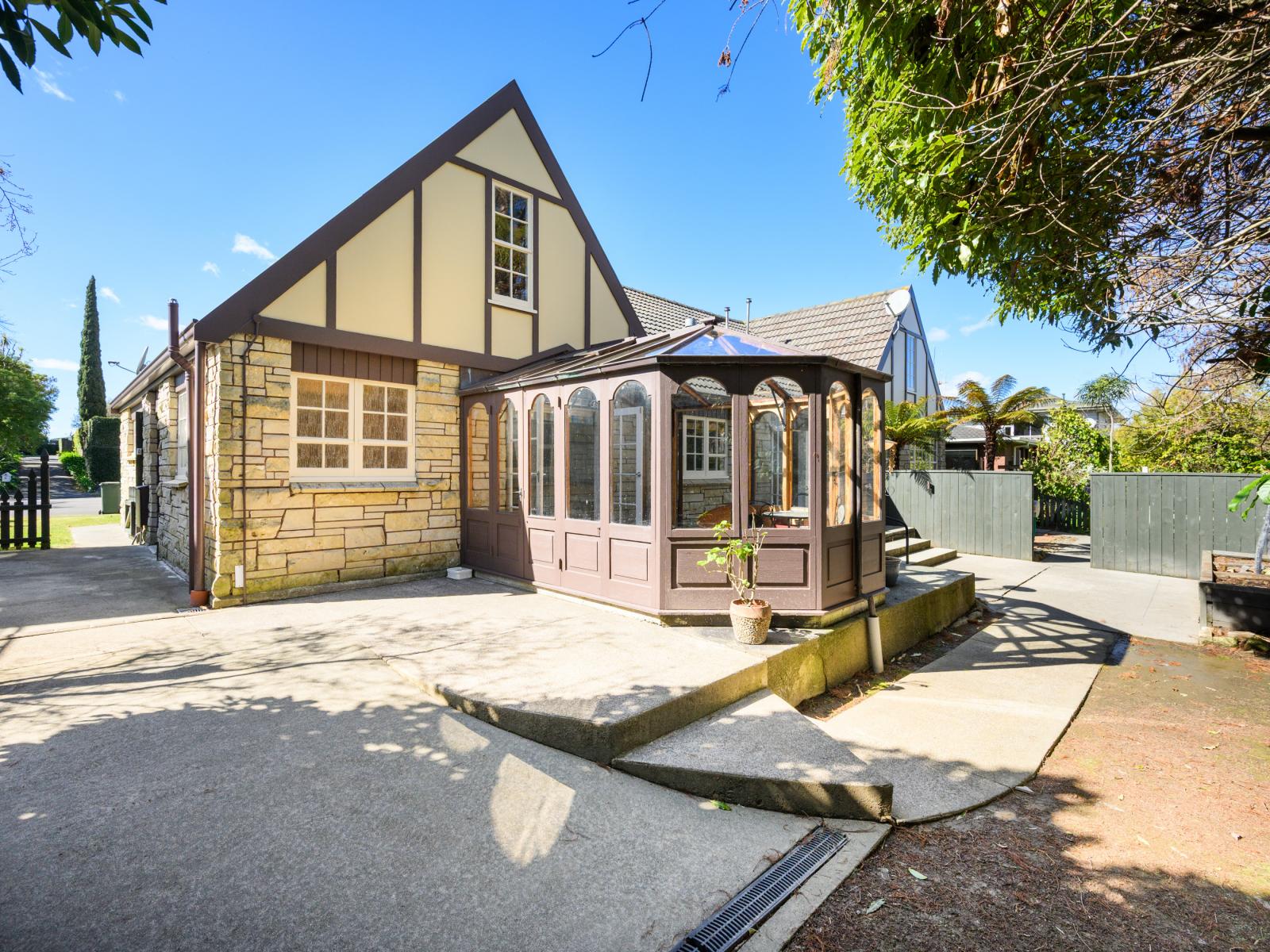 31 Redwood Grove, Hokowhitu