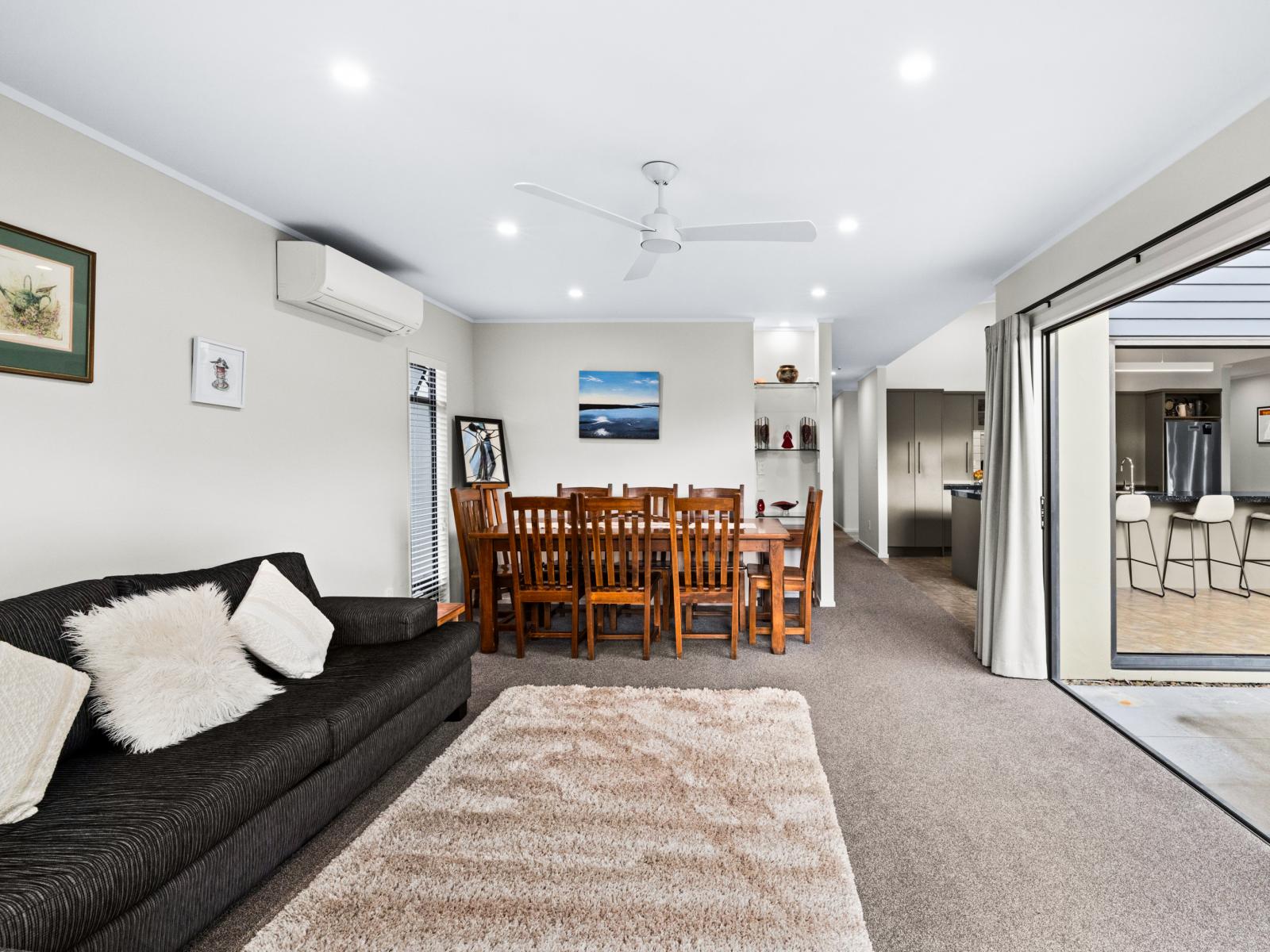 27 Pinotage Drive, Greenmeadows