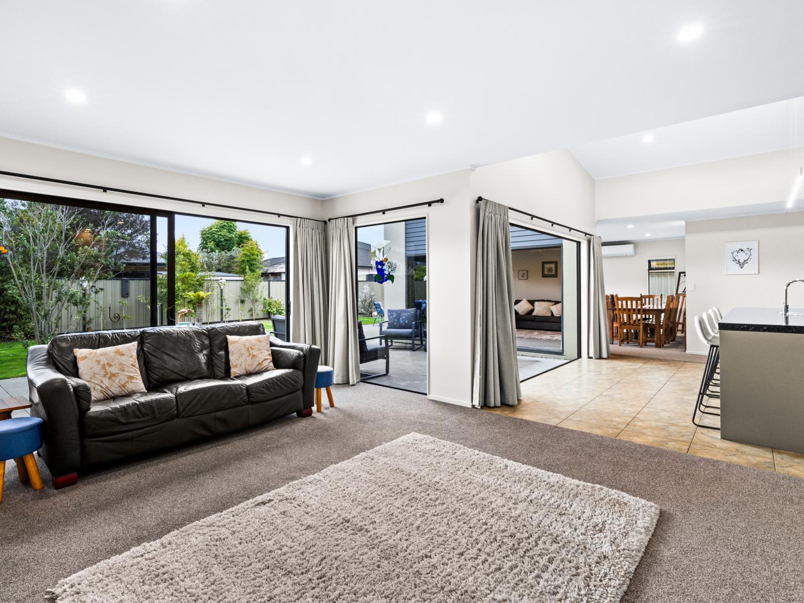 27 Pinotage Drive, Greenmeadows