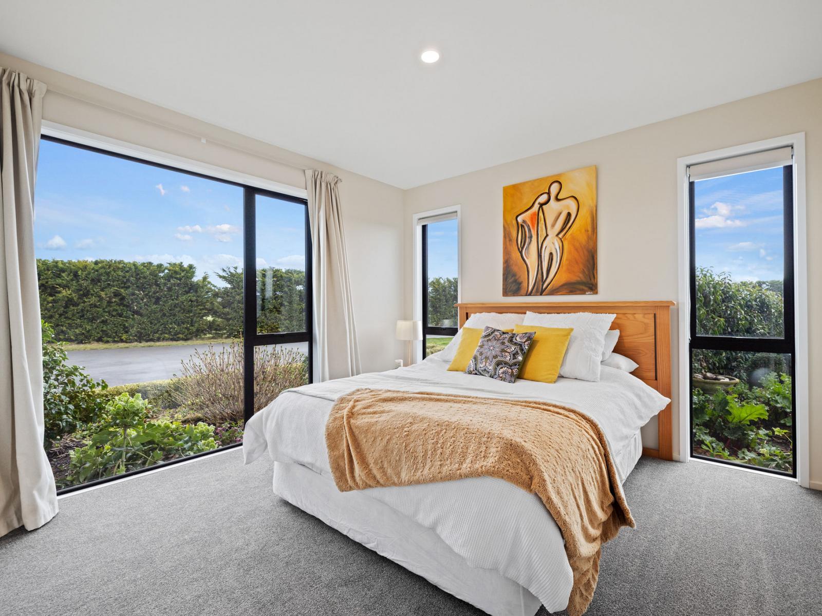 1 Hayfield Terrace, Cust