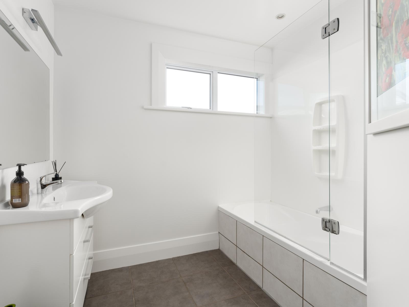 33 Ings Avenue, Saint Clair