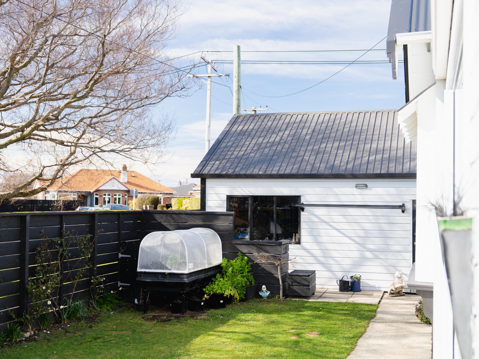 33 Ings Avenue, Saint Clair