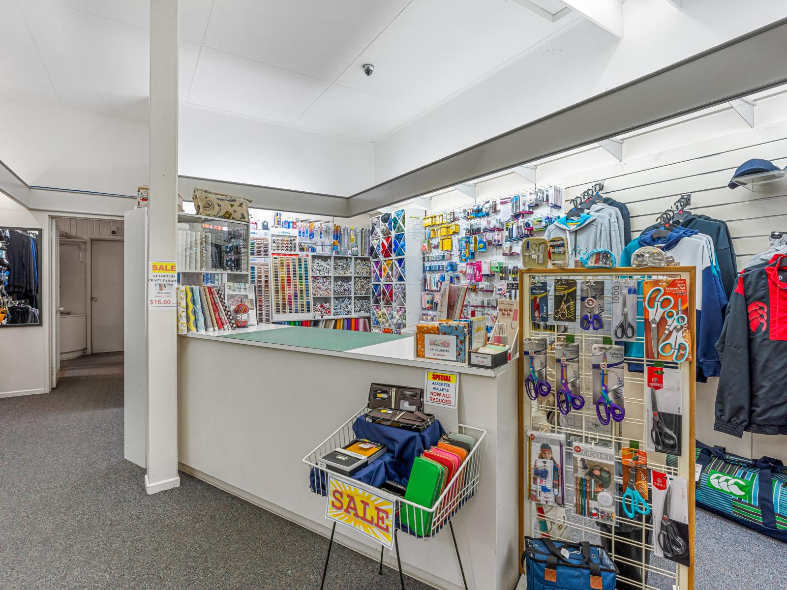 296 Broadway, Marton
