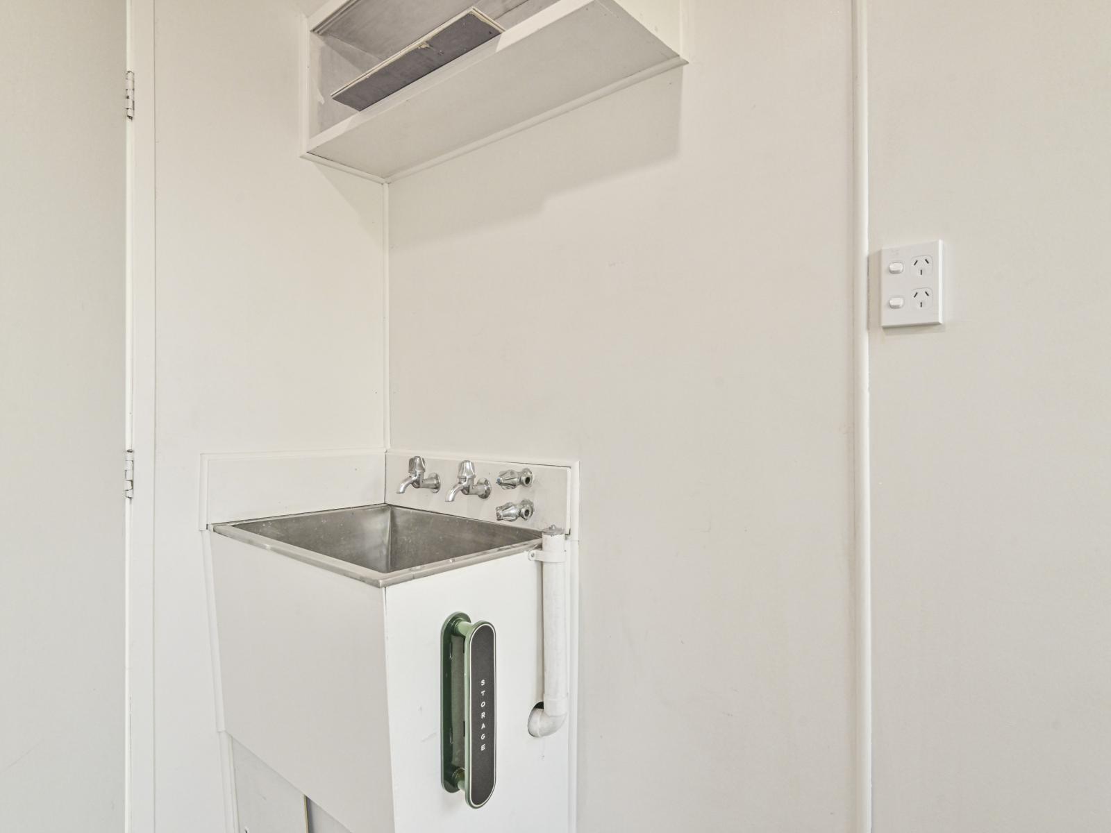 805A Hastings Street North, Hastings
