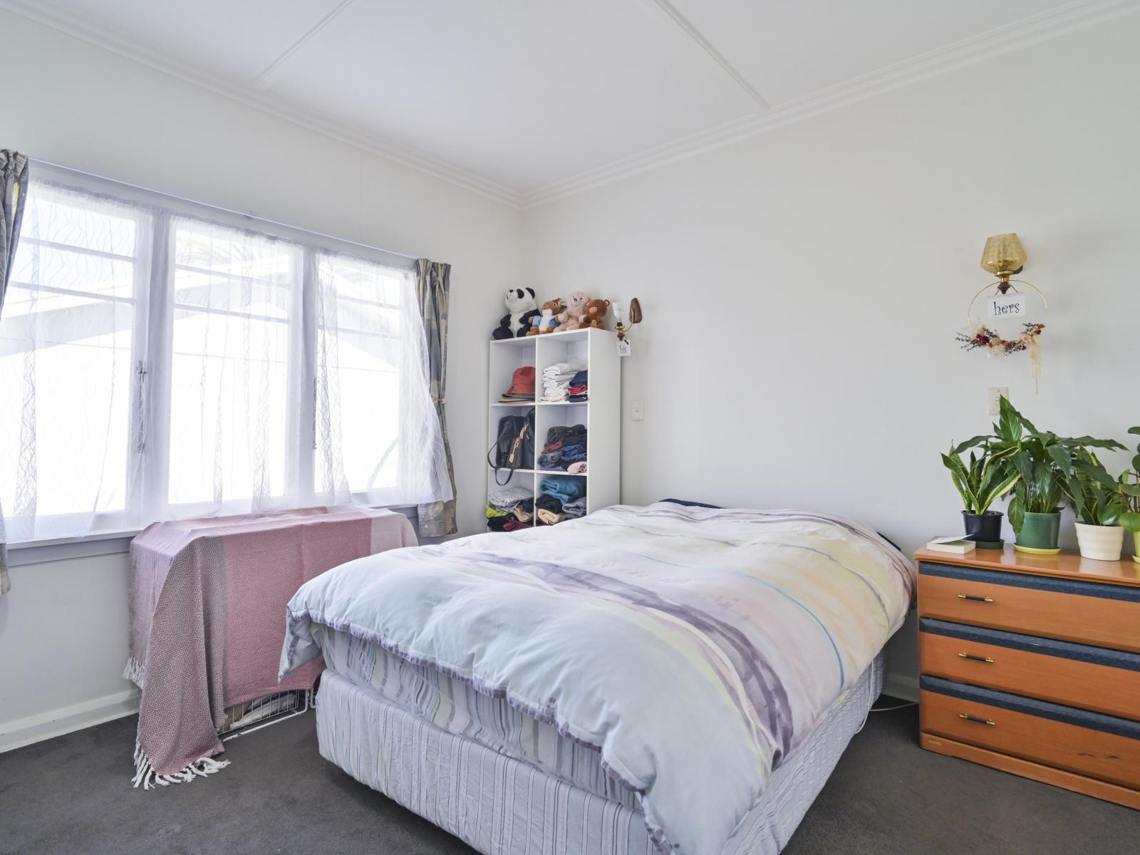 407 Burnett Street, Mahora