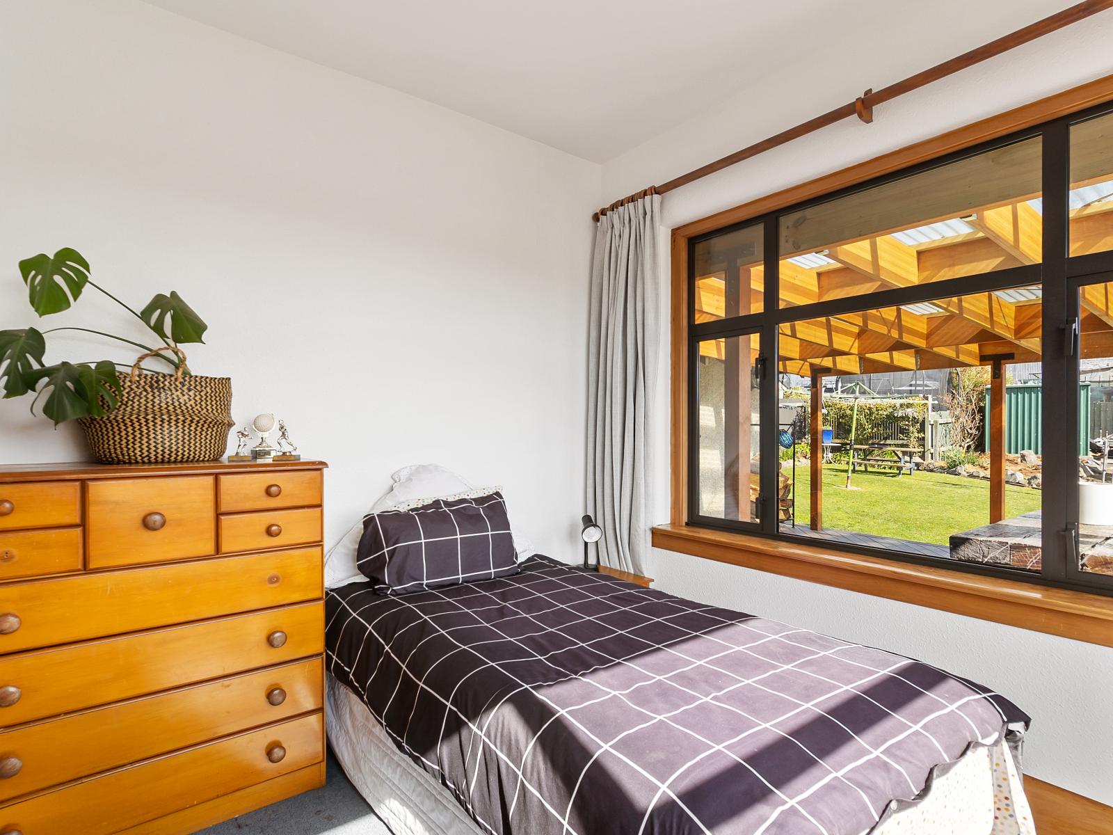 25 Bowker Street, Kensington