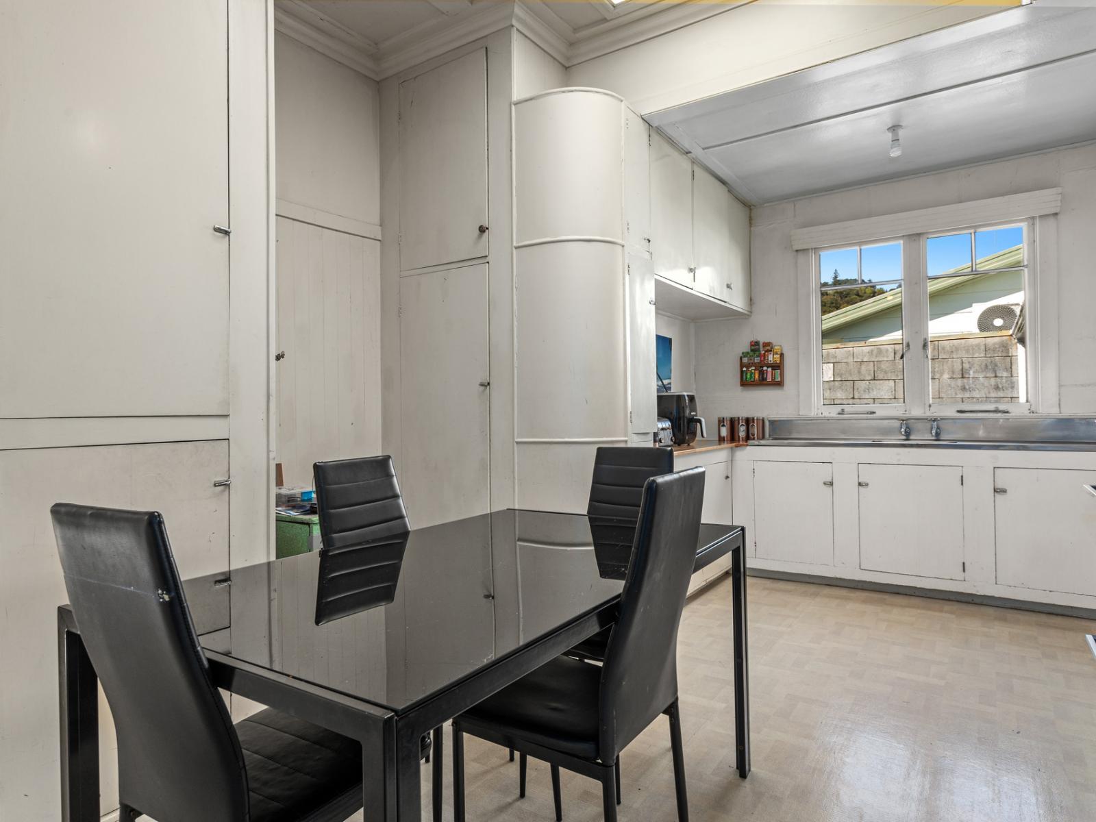 17 and 17A Louvain Street, Whakatane