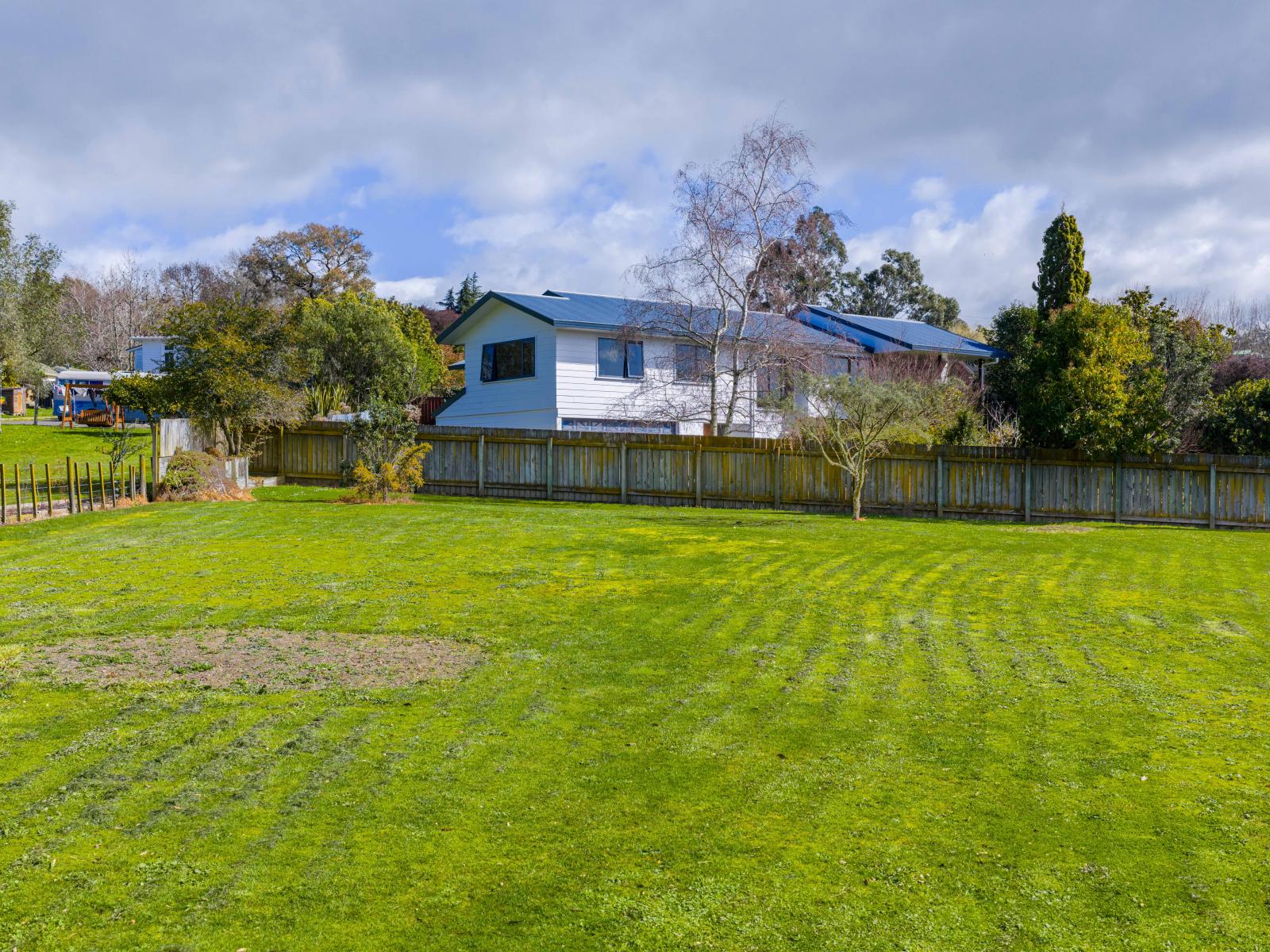 12 Abbot Avenue, Waipawa