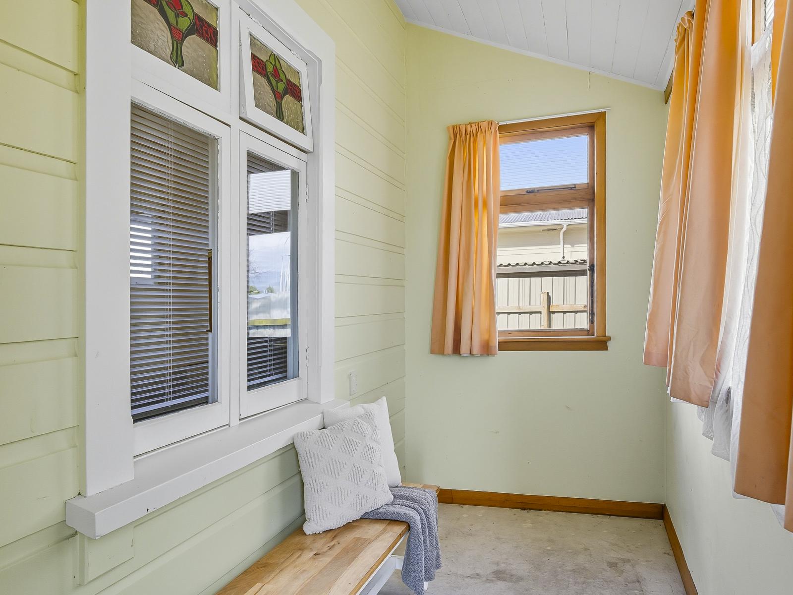 106 Queen Street, Levin