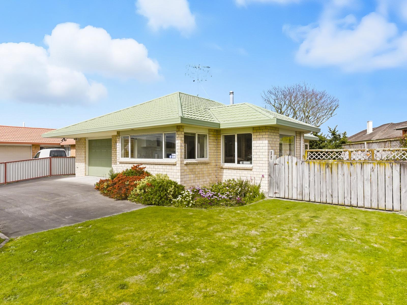 174 Bath Street, Levin