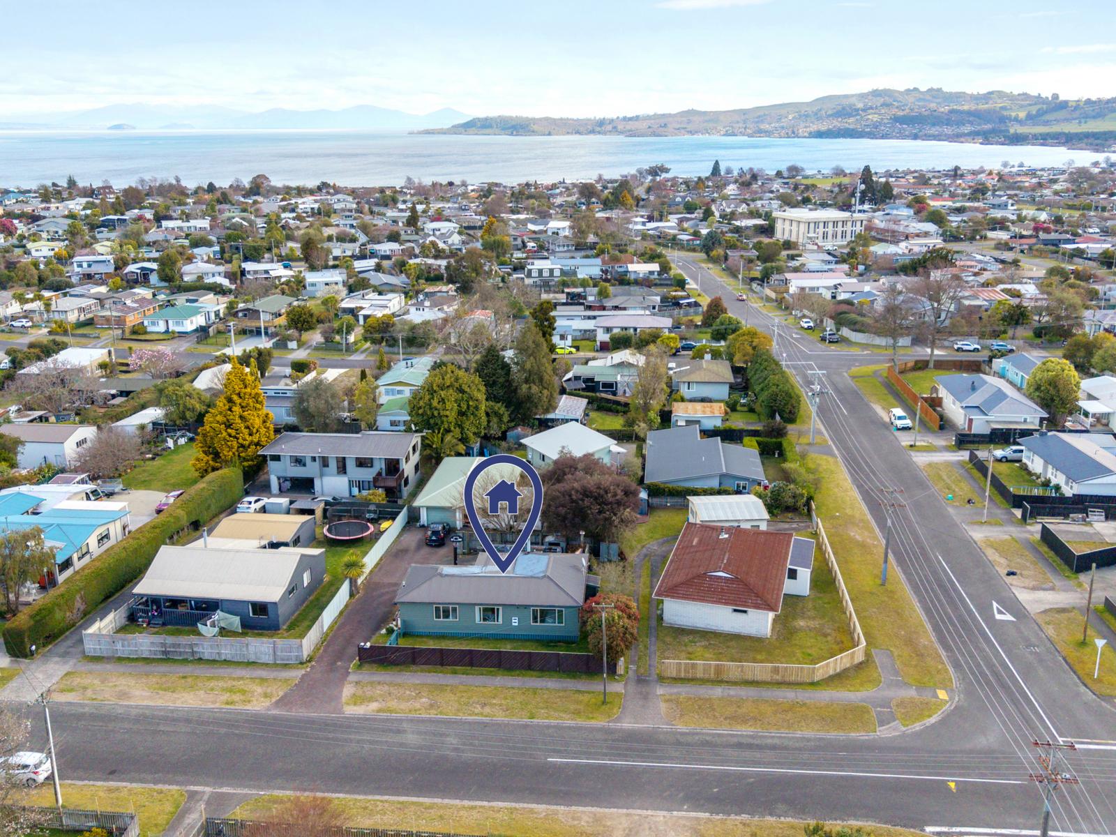 Unit 1, 27 Koha Road, Taupo