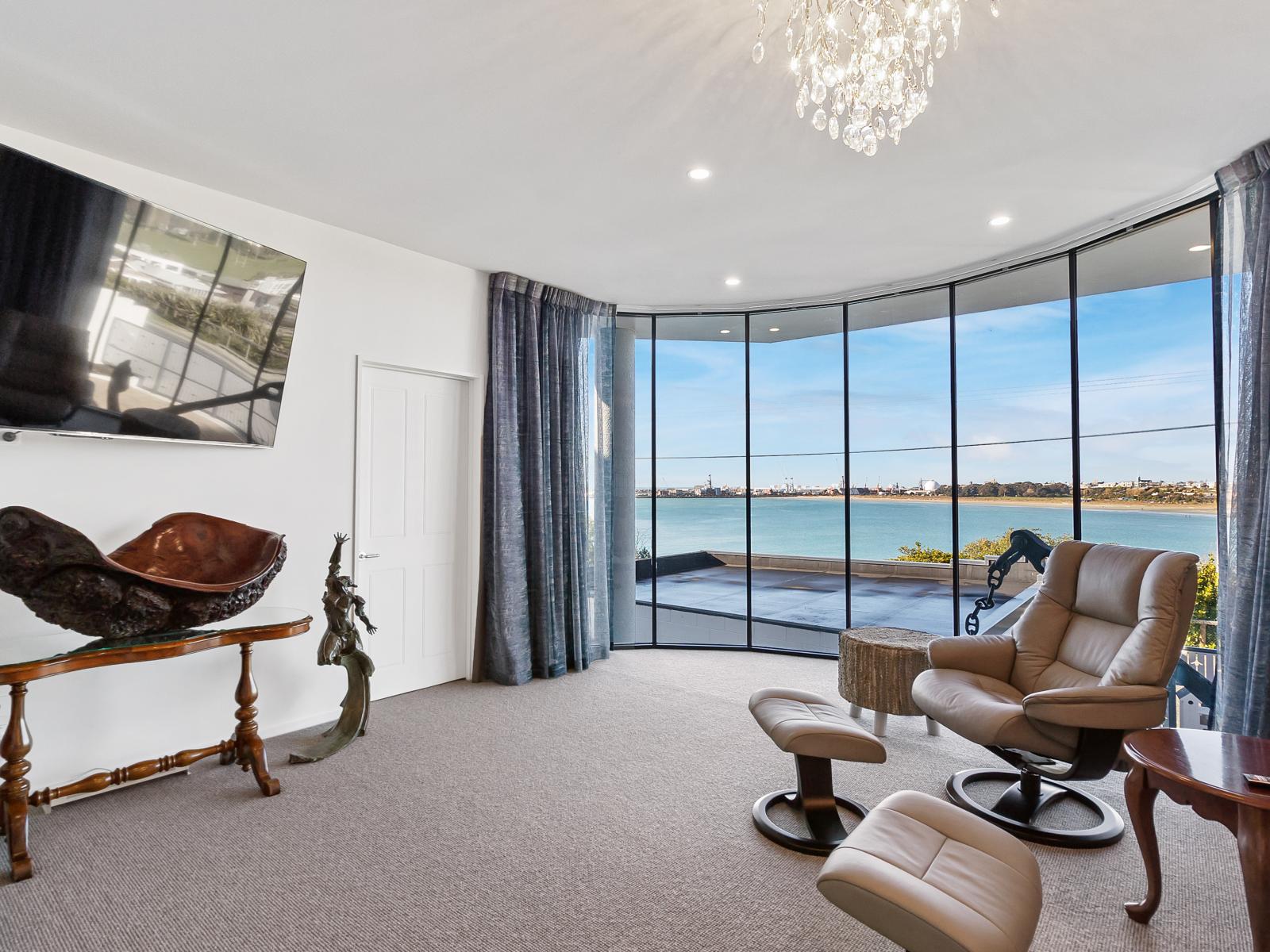 14 Climie Terrace, Waimataitai