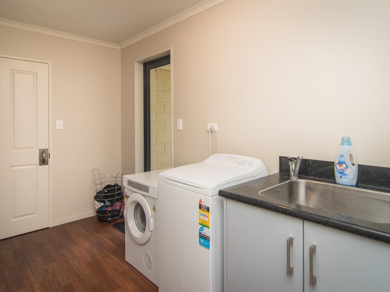 614 Seadown Road, Seadown