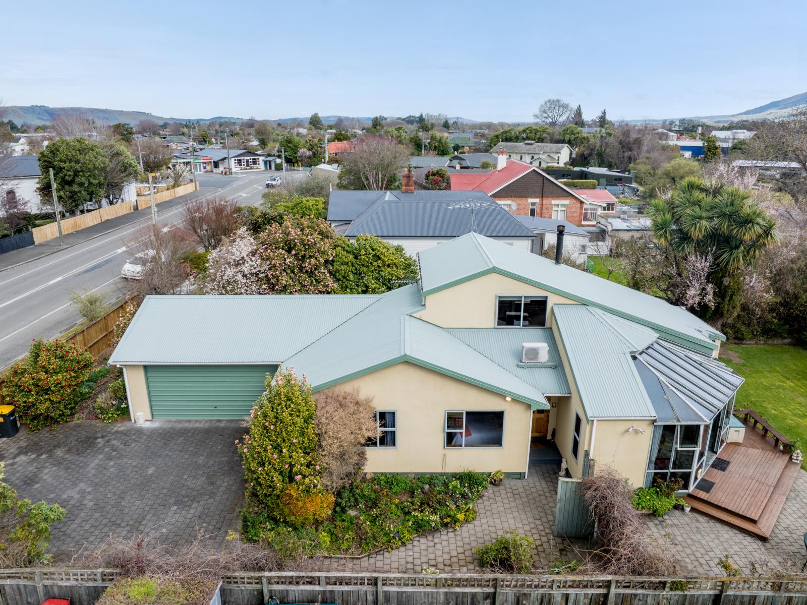 10 Mountfort Street, Outram