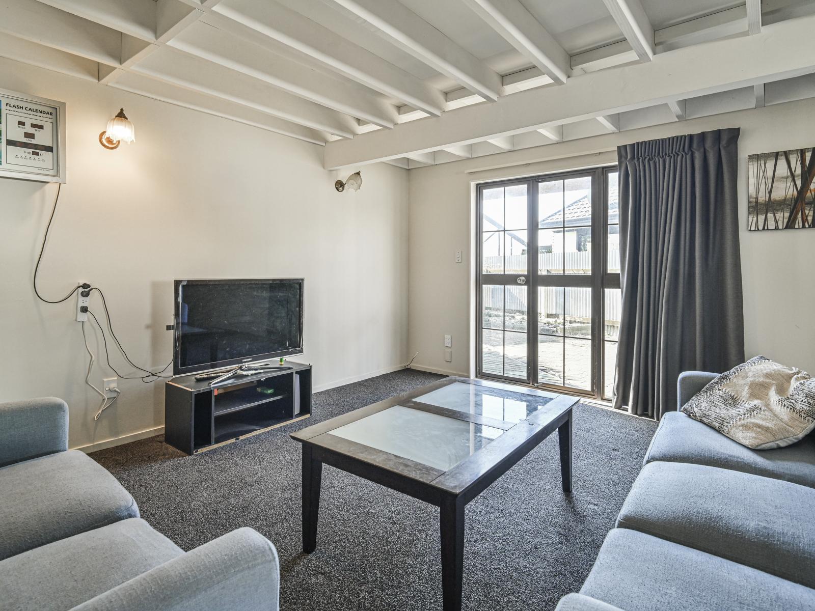Unit 1, 1202 Heretaunga Street East, Parkvale