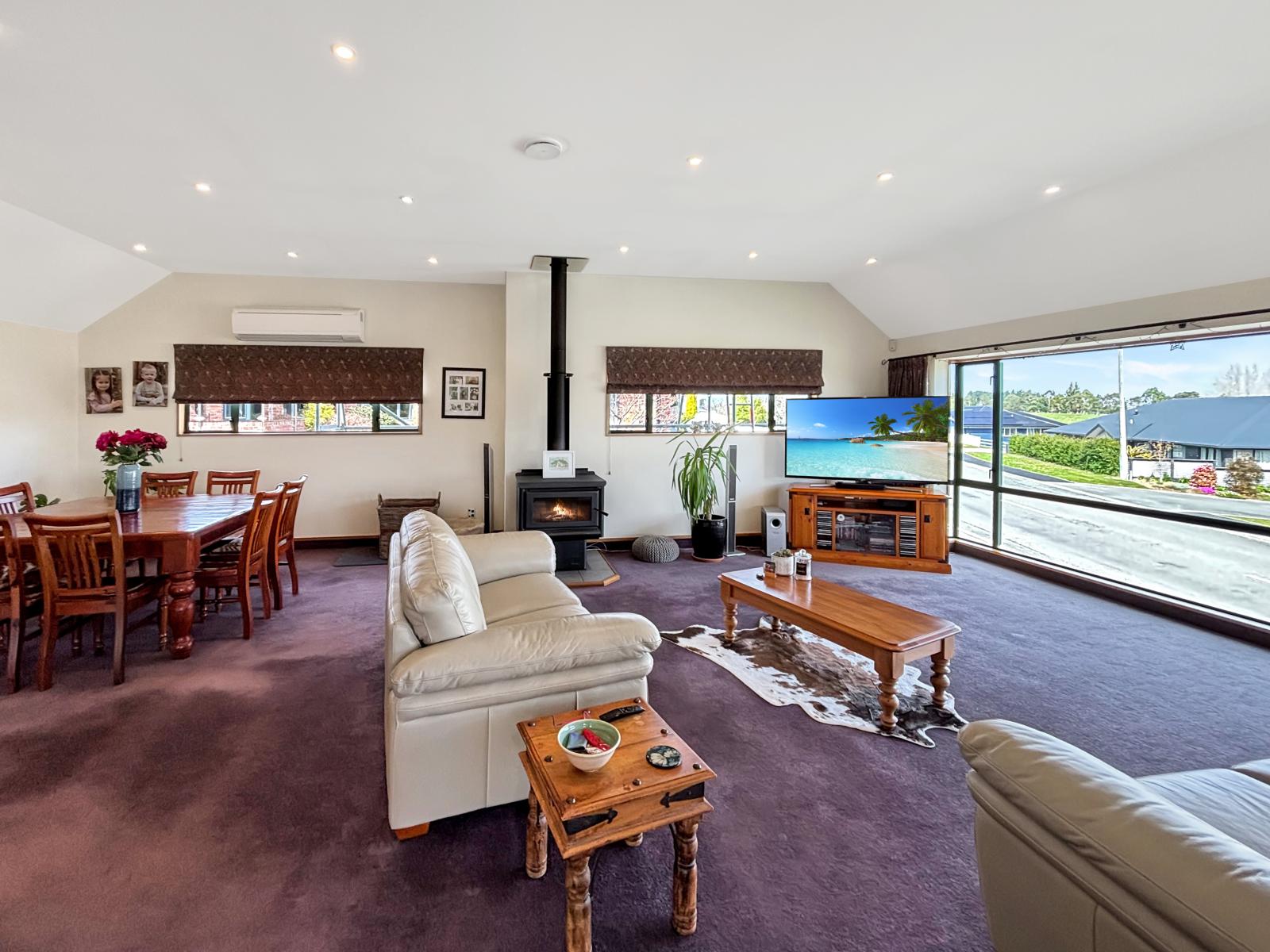 12 Grove Avenue, Weston