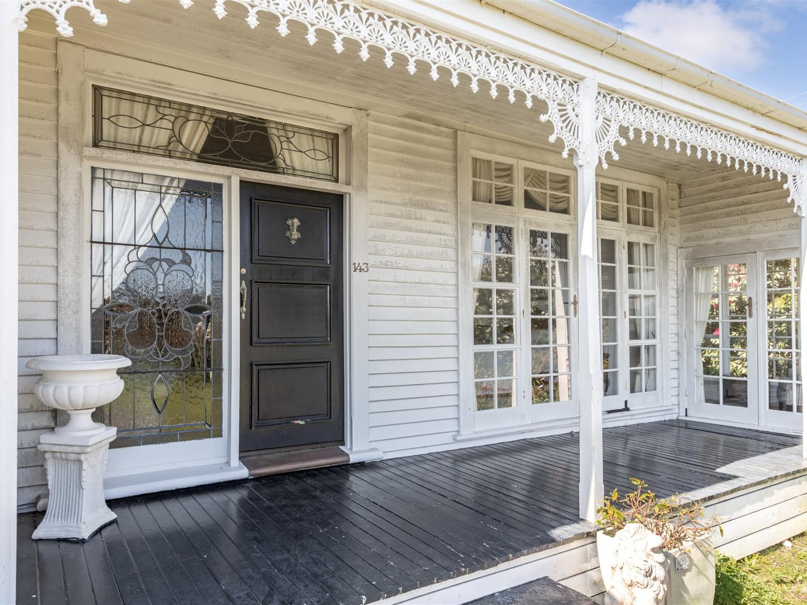 143 Russell Street, Westport
