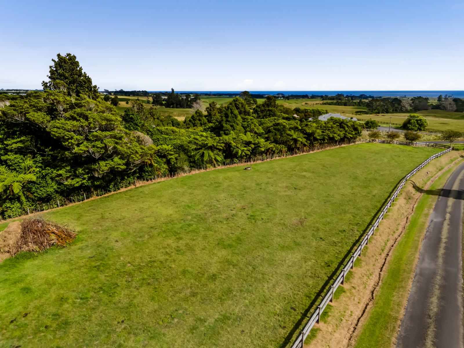 Weld Road Upper, Oakura
