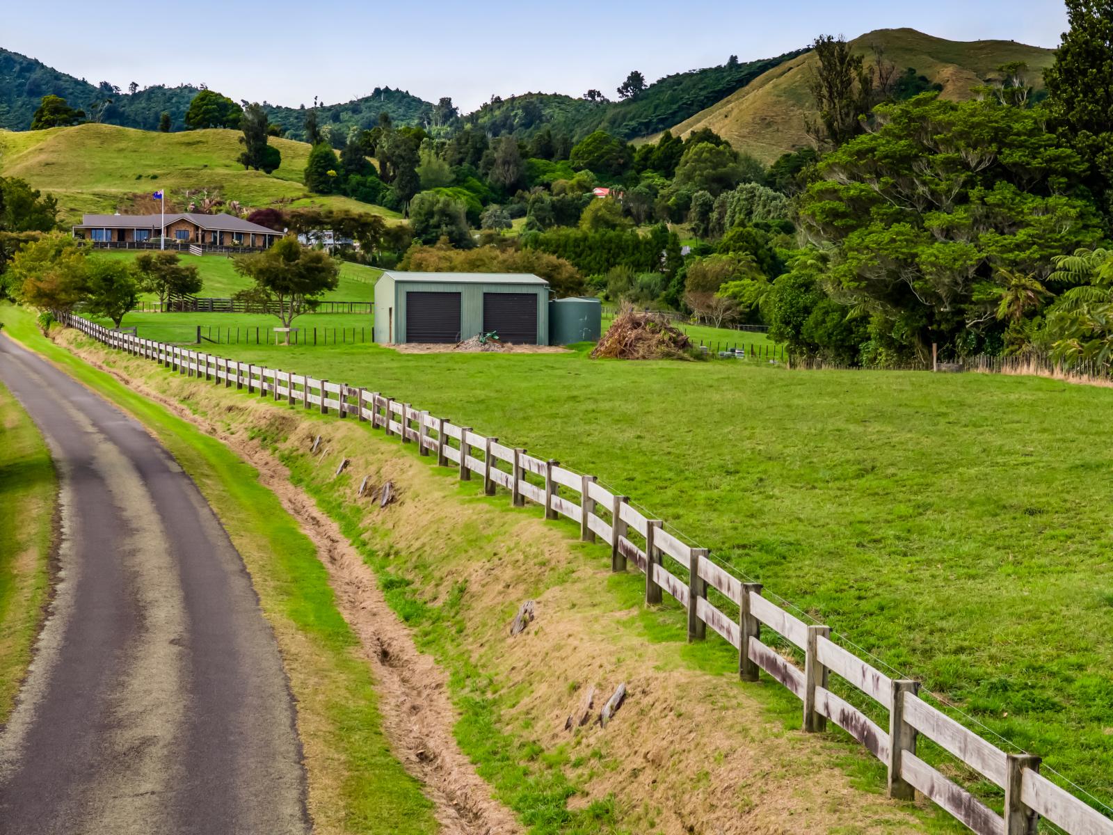 Weld Road Upper, Oakura