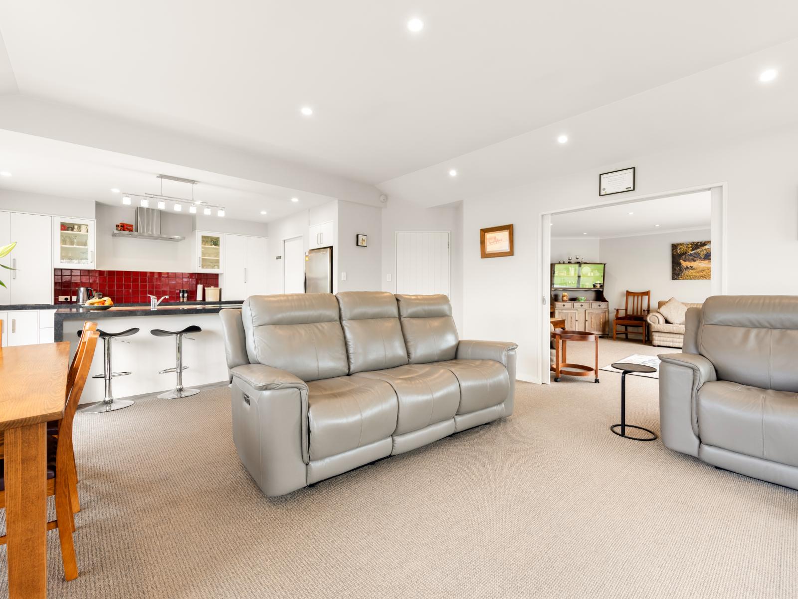 24 McKinnon Road, Edendale