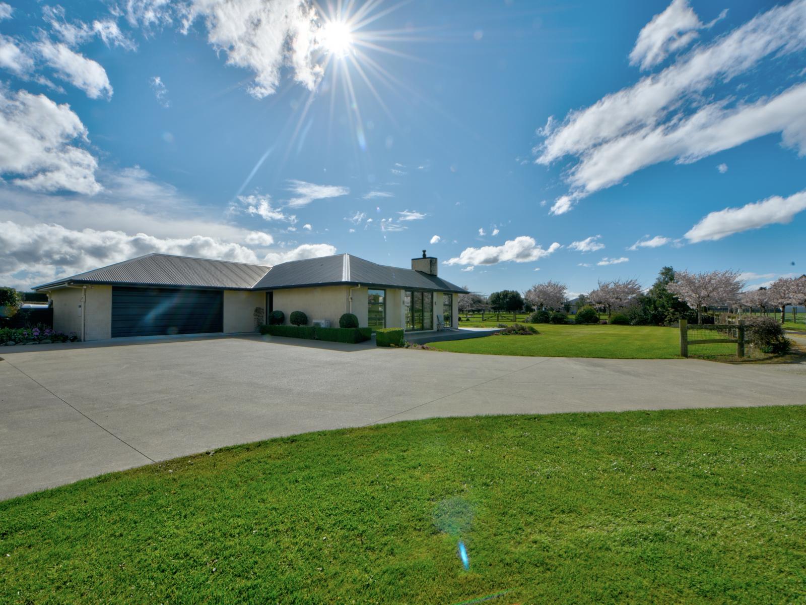 24 McKinnon Road, Edendale