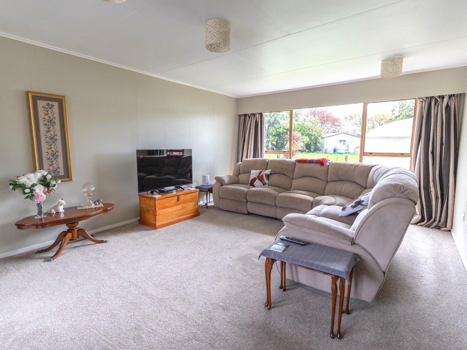 27 Te Whanga Road, Levin