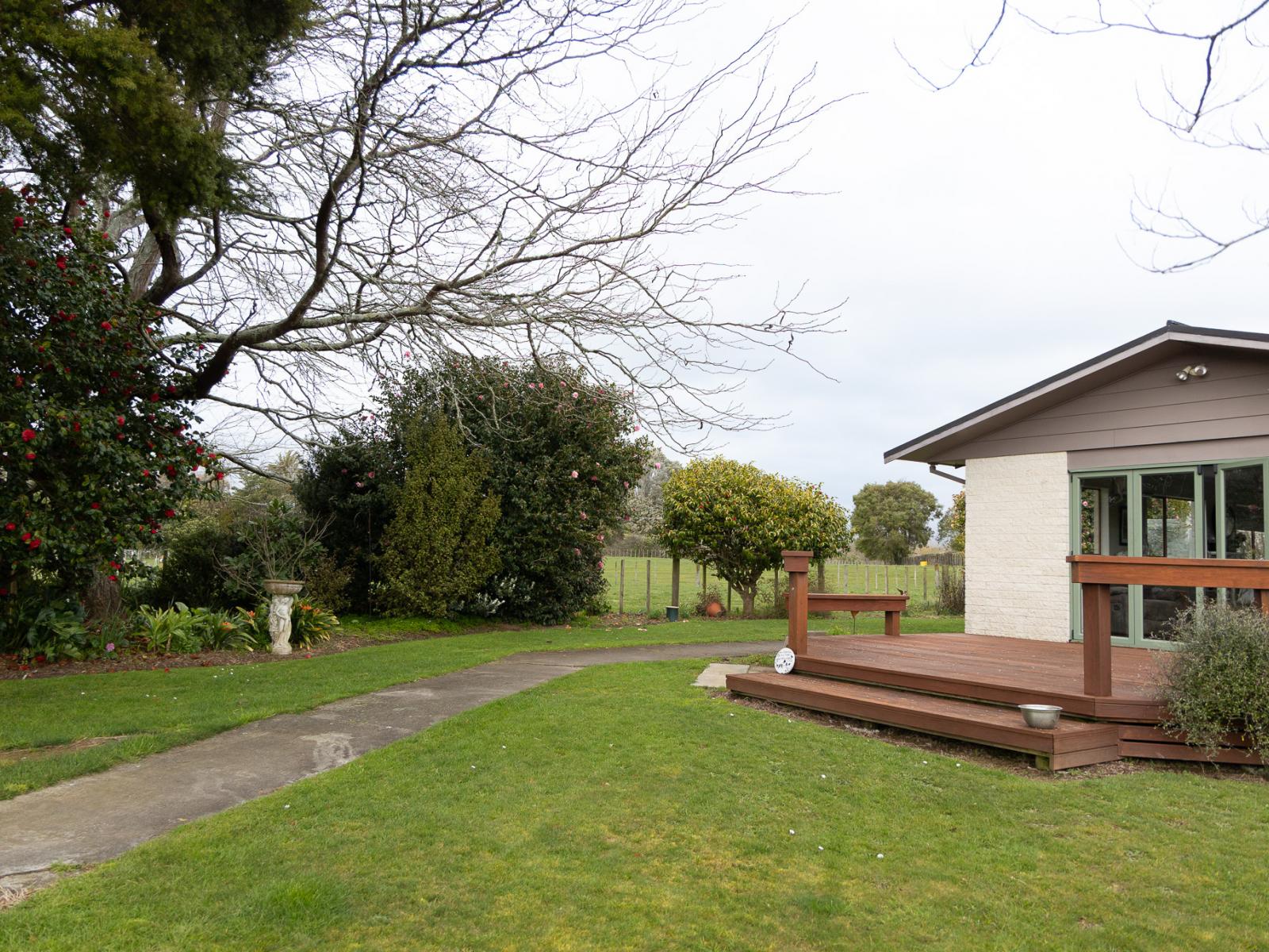 27 Te Whanga Road, Levin