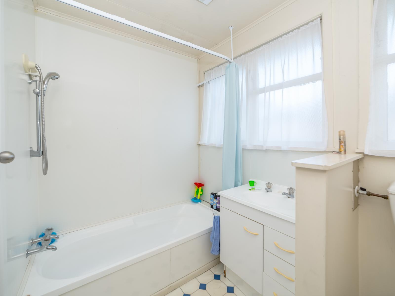 20 Stuart Crescent, Masterton