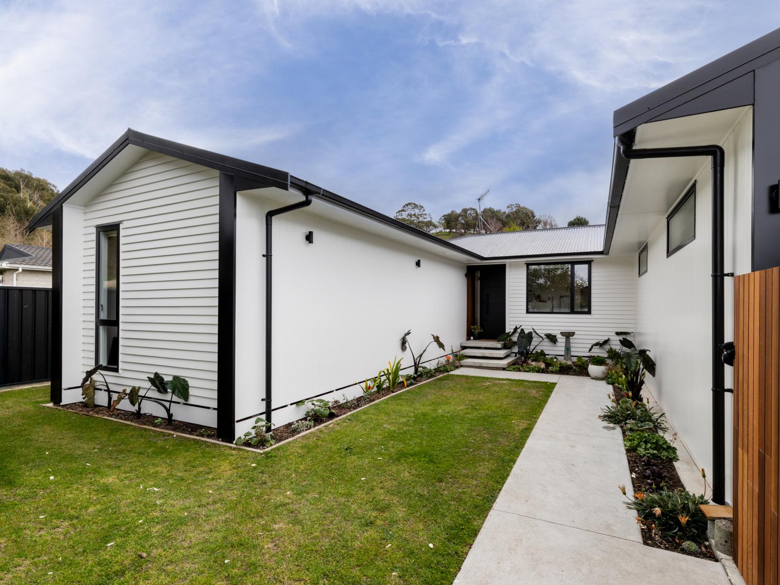 23 Golding Road, Taradale