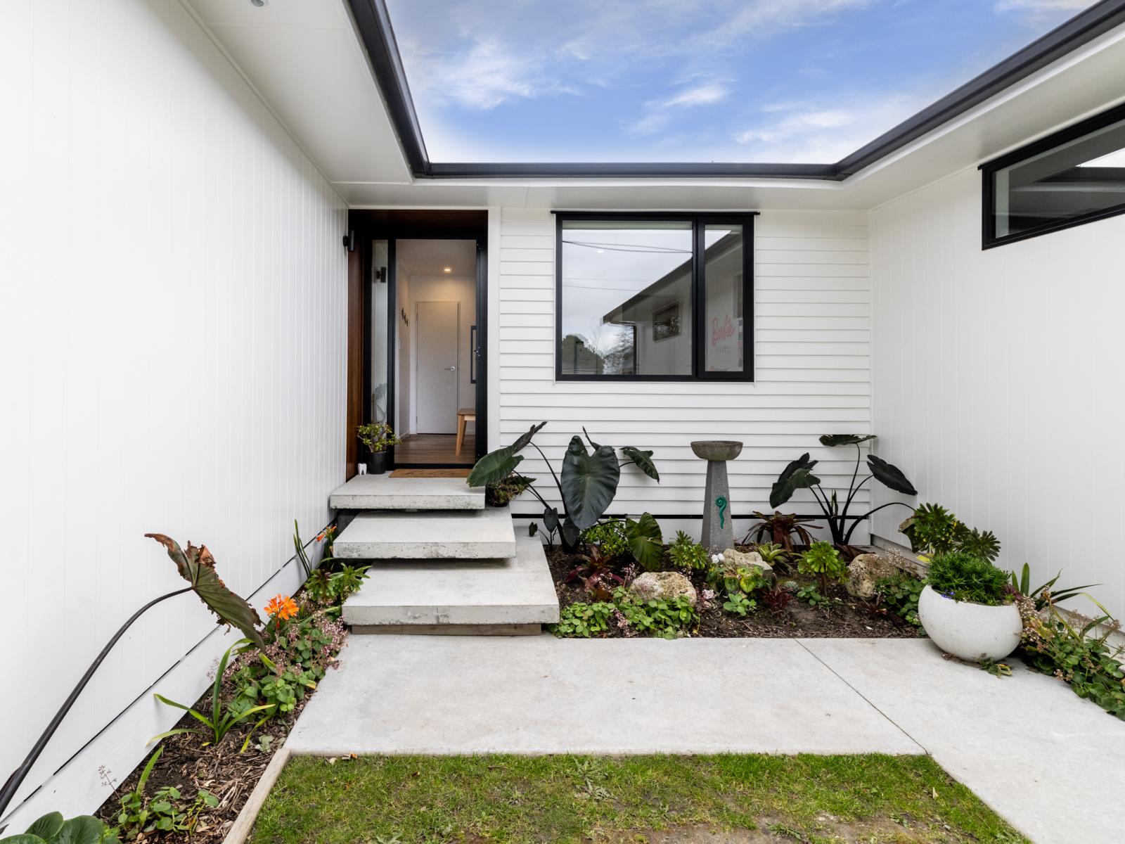 23 Golding Road, Taradale