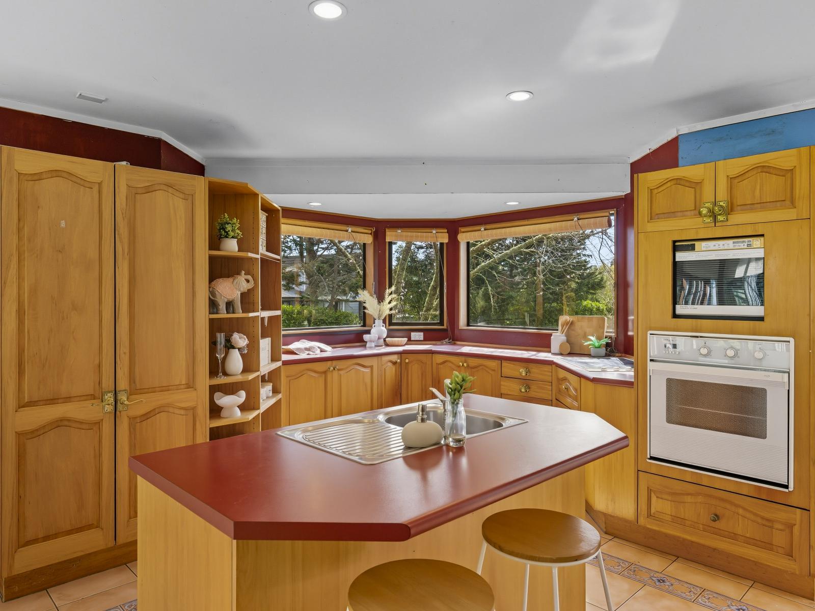 345 Mazengarb Road, Paraparaumu