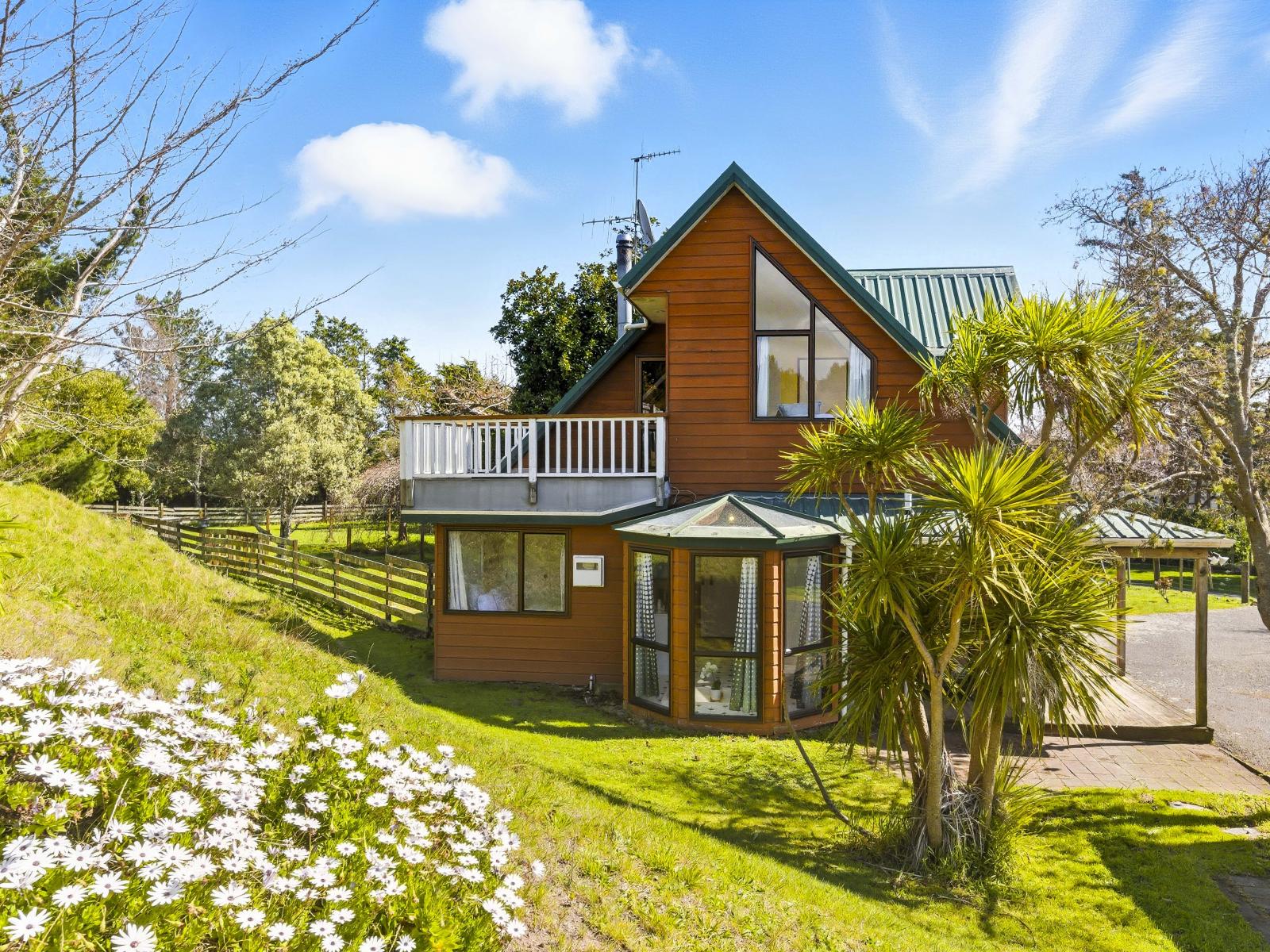 345 Mazengarb Road, Paraparaumu