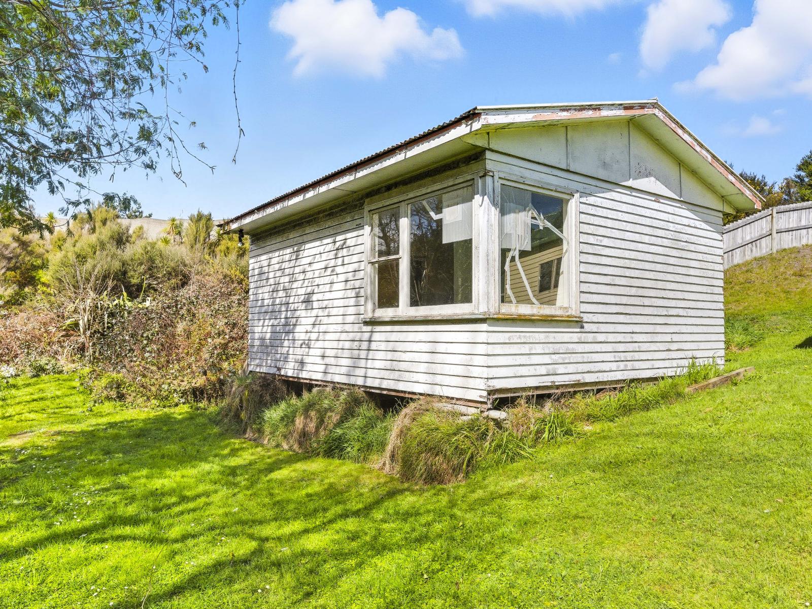 345 Mazengarb Road, Paraparaumu