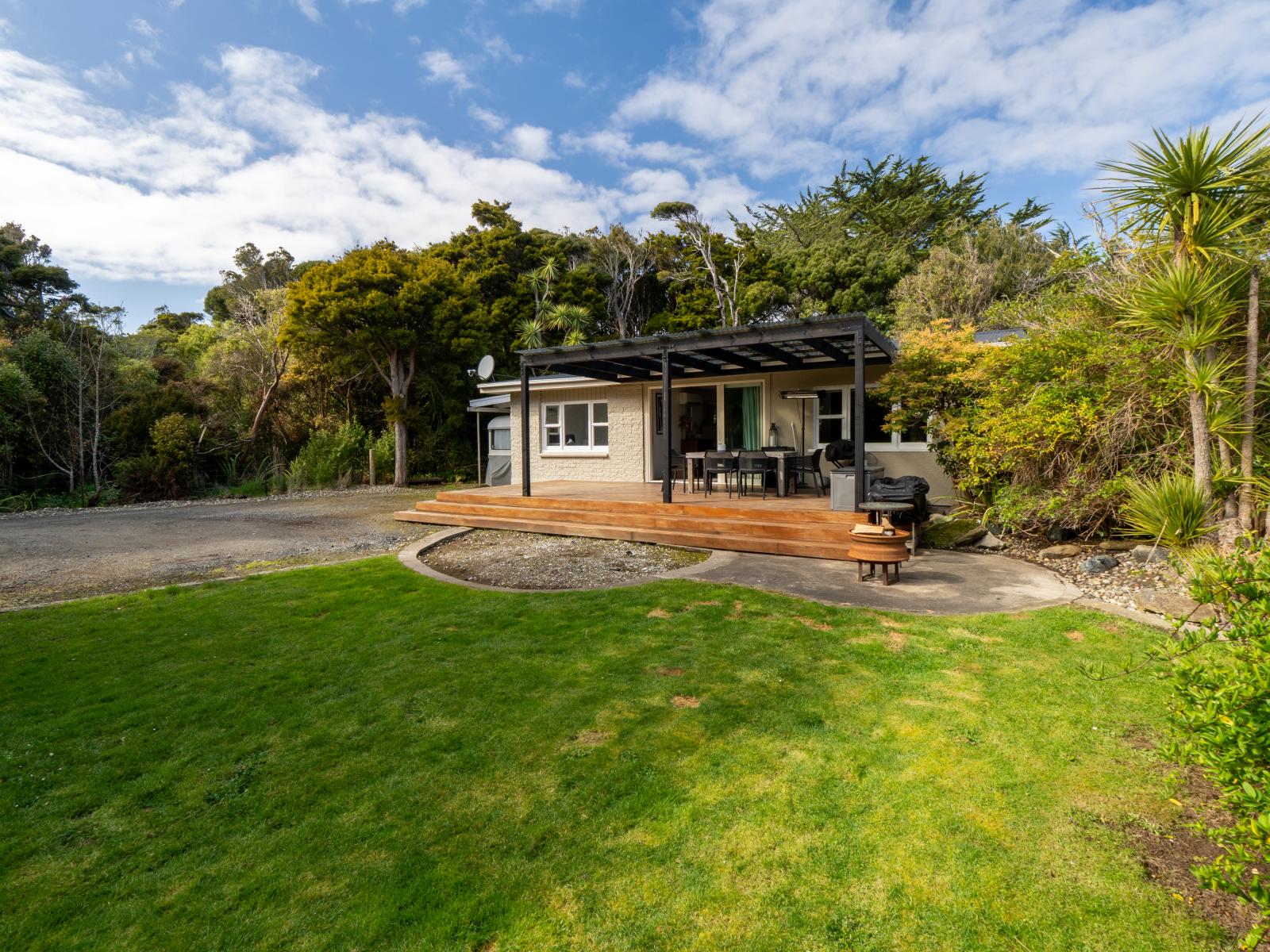 7 Rakiura Parade, Otatara