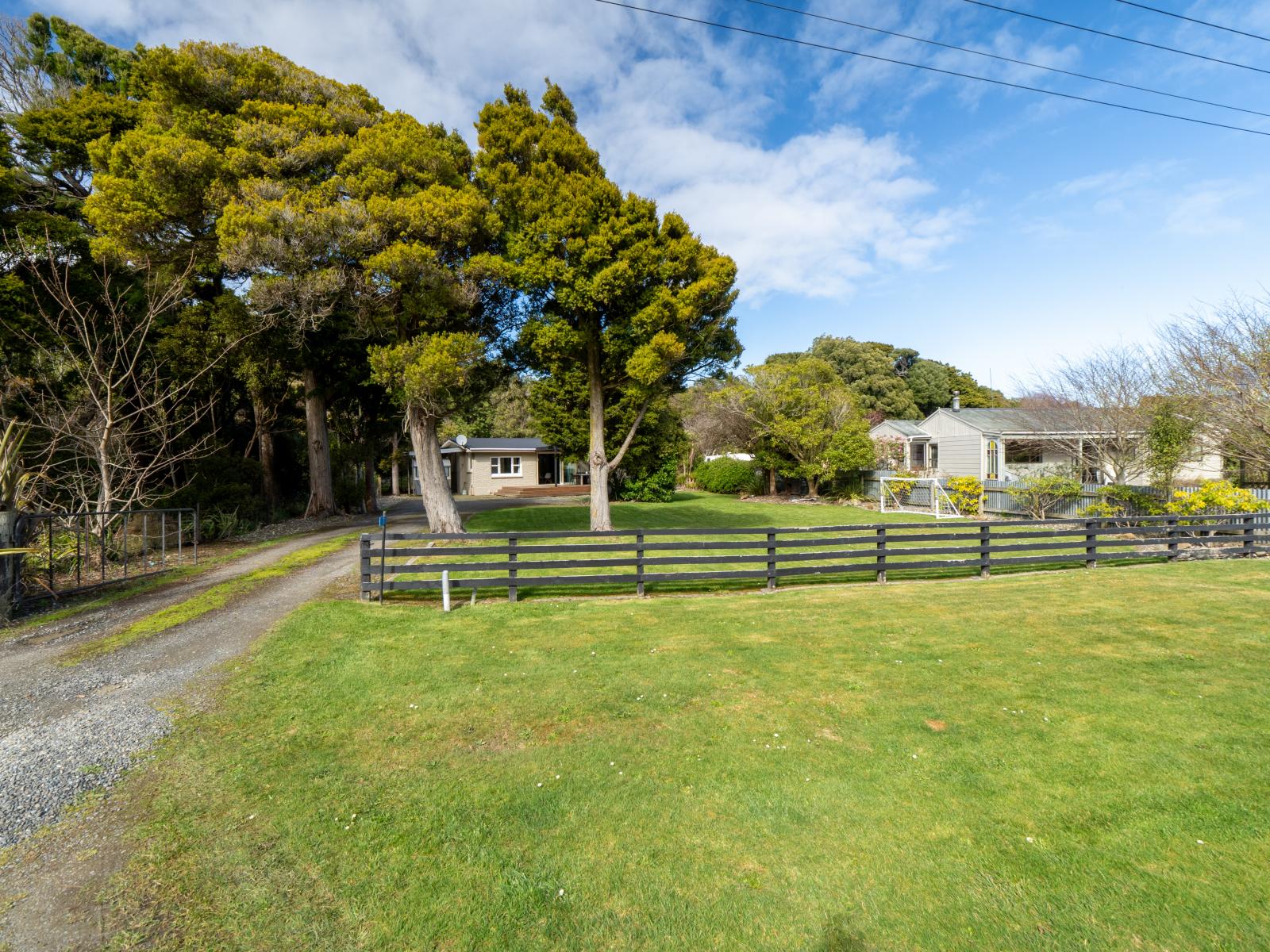 7 Rakiura Parade, Otatara