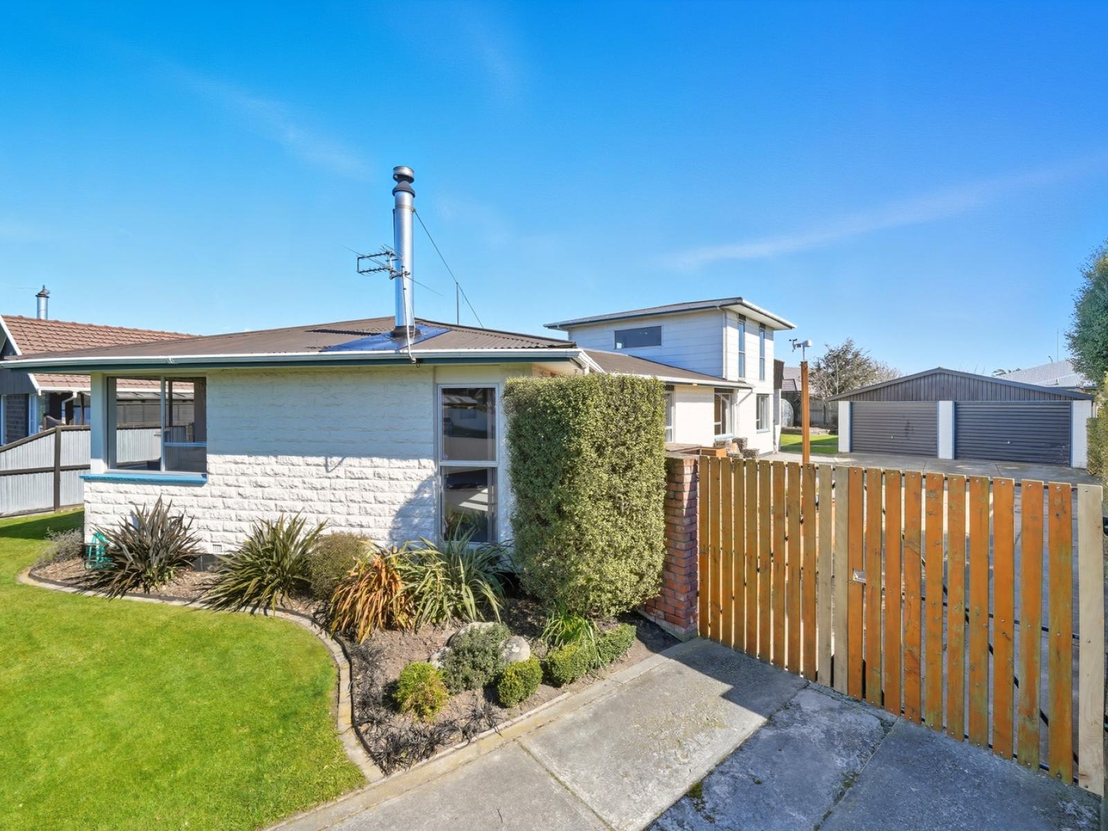 15 Bowie Drive, Woodend