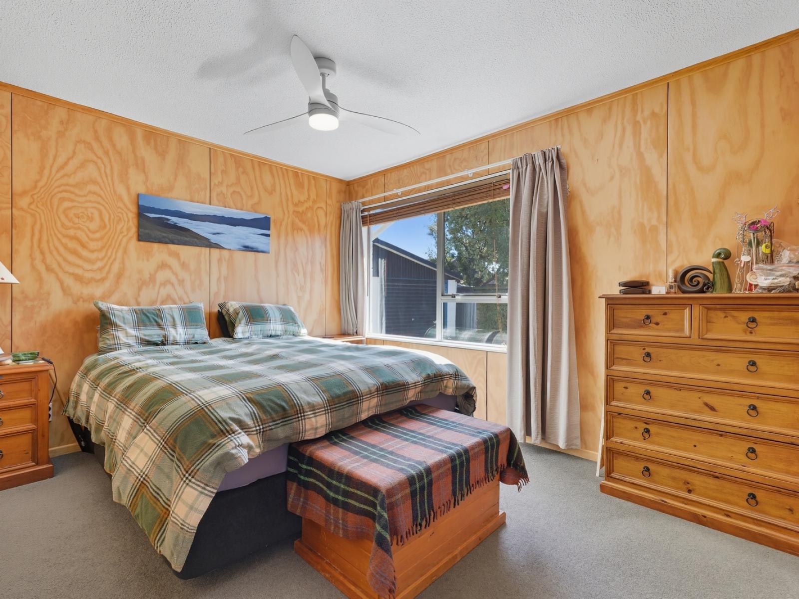 15 Bowie Drive, Woodend