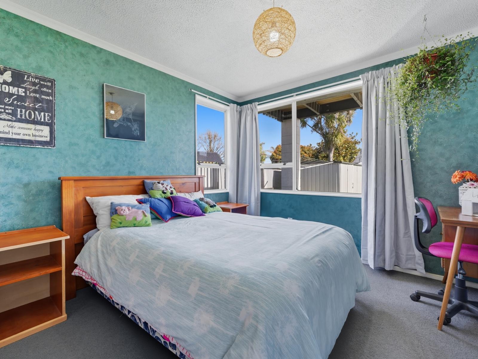 15 Bowie Drive, Woodend