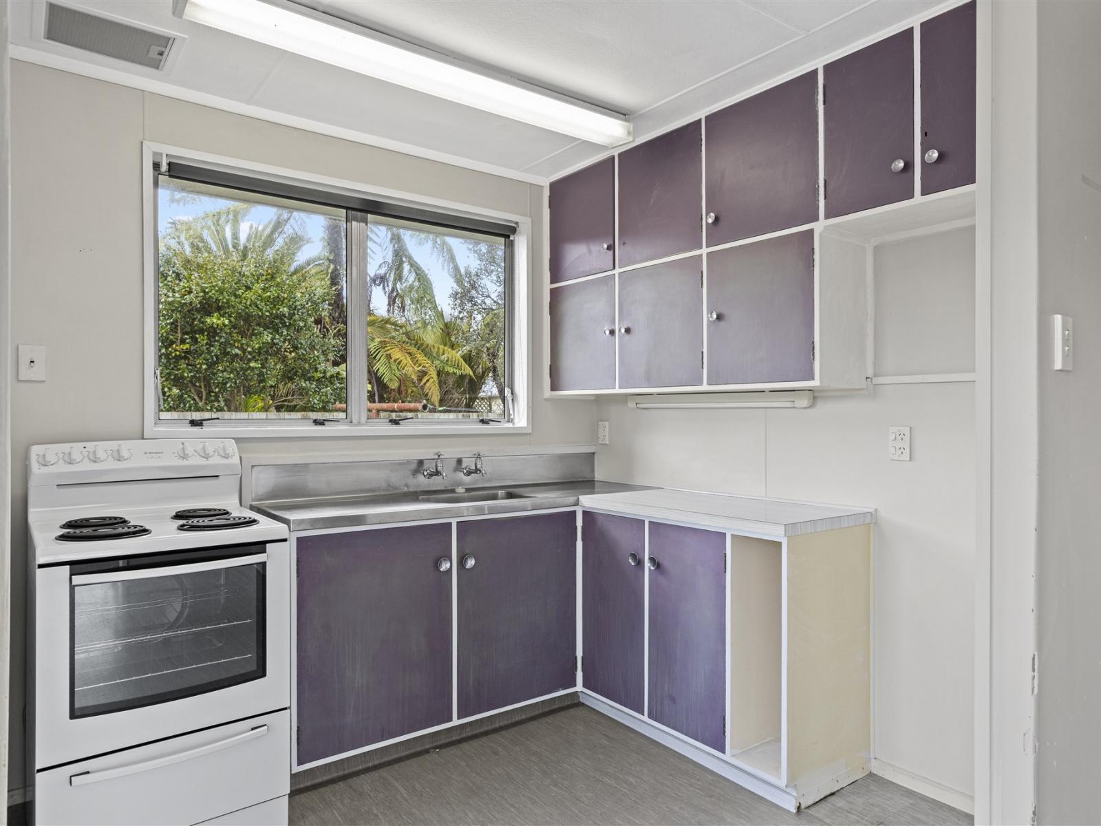 86A Henley Street, Westport