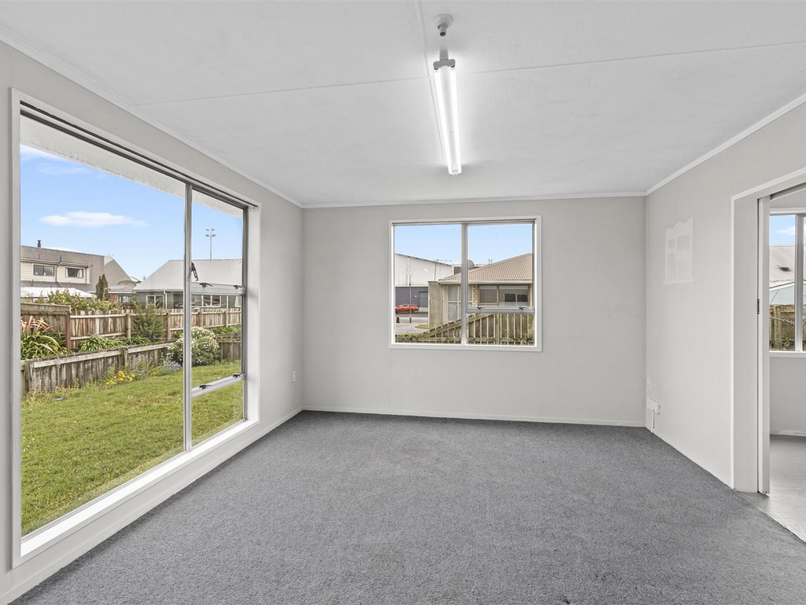 86A Henley Street, Westport