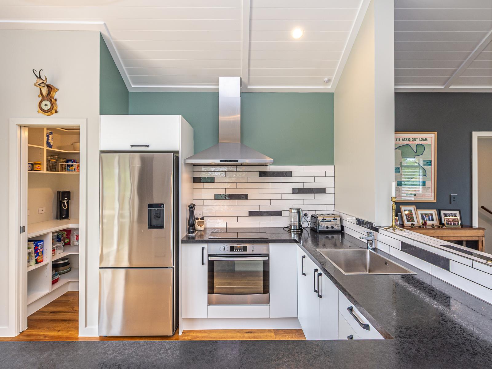 80C Peakes Road, Springvale