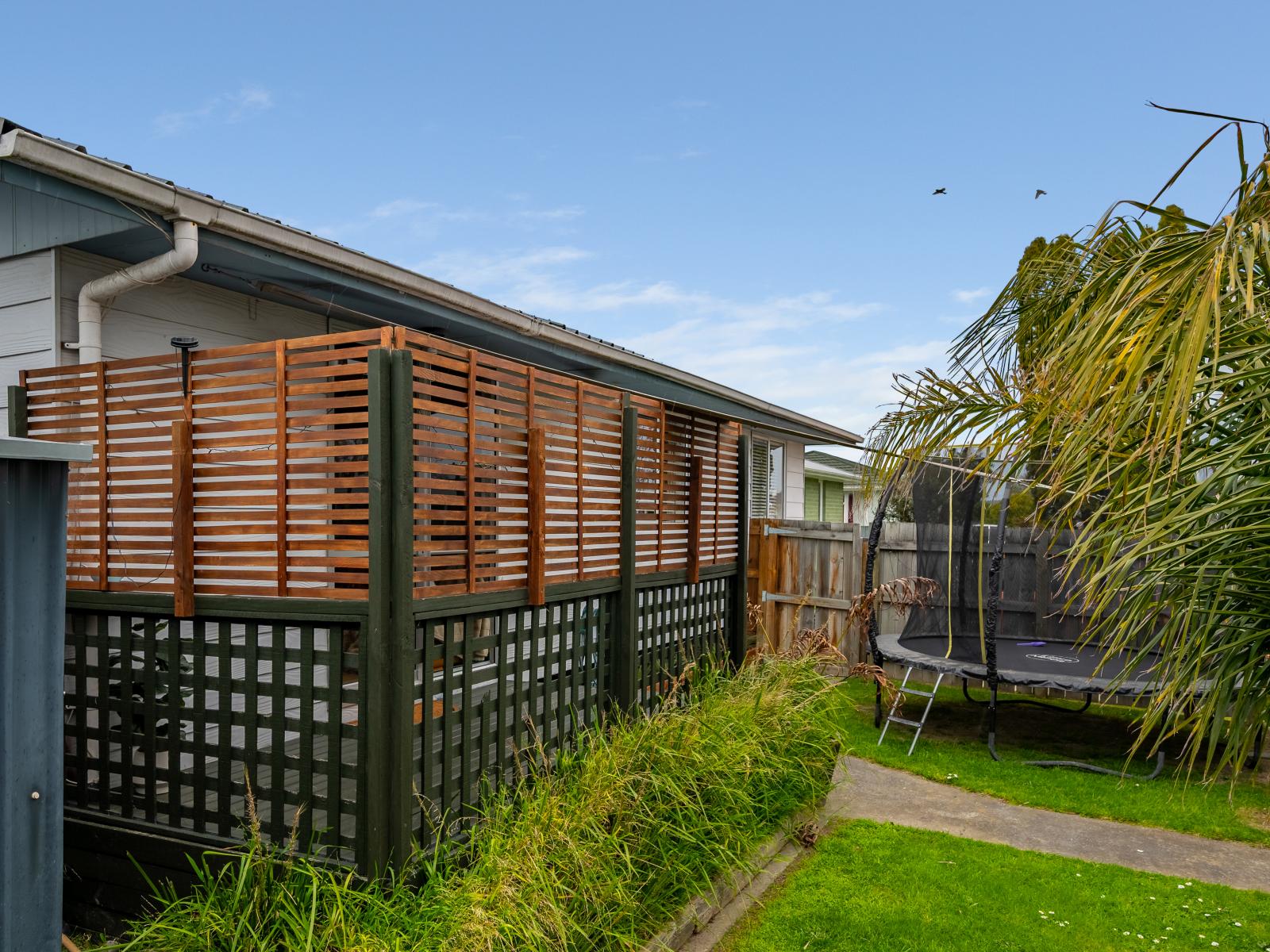 28 Neal Crescent, Onekawa